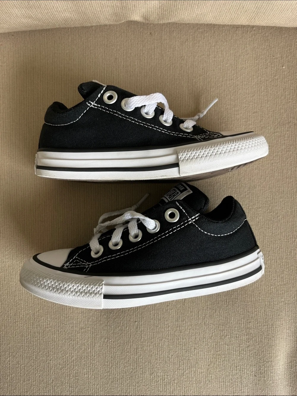 Converse Kids Black and White Low Top All Star Sneakers, size 11